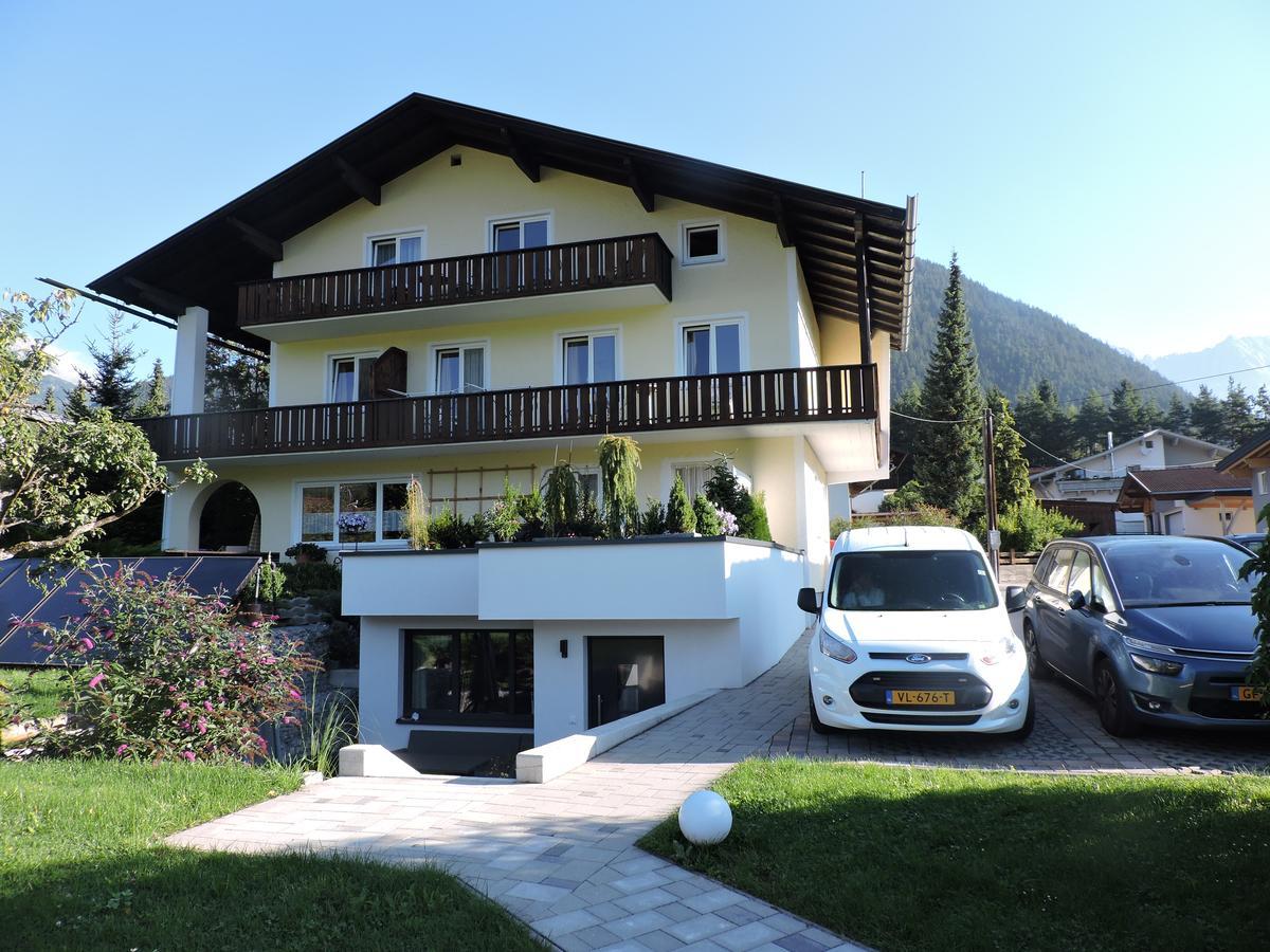 Appartementhaus Bergland Obsteig Exteriér fotografie